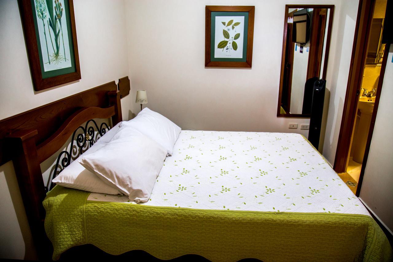 Hotel Camino Nacional Саленто Екстериор снимка